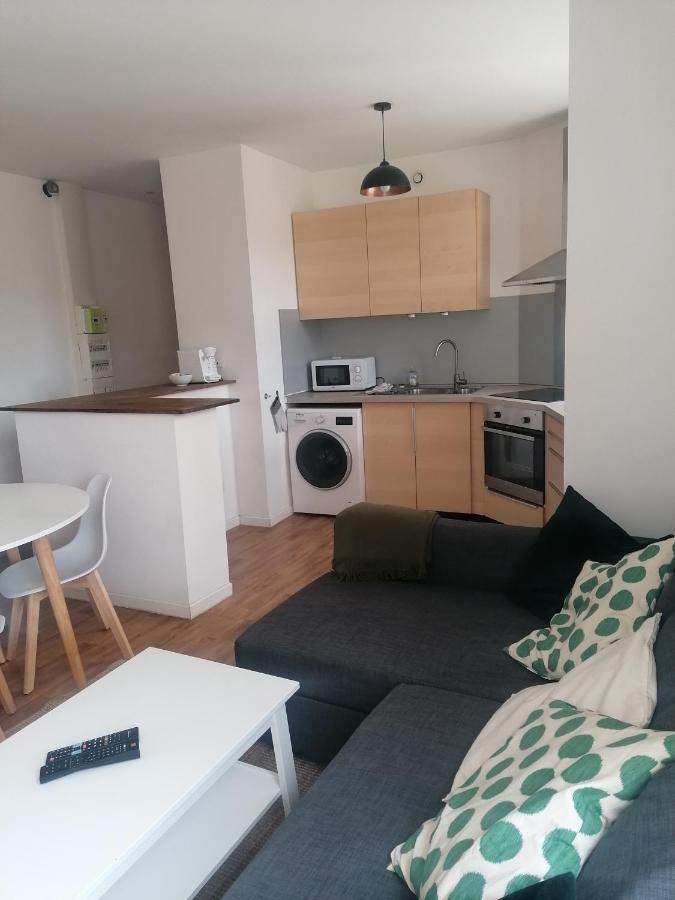 Chez La Reg'- Aux Pieds De La Cathedrale Apartment Реймс Екстериор снимка